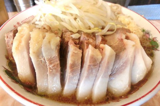 Ramen mit Schweinefleisch. Beste japanische  Rezepte.