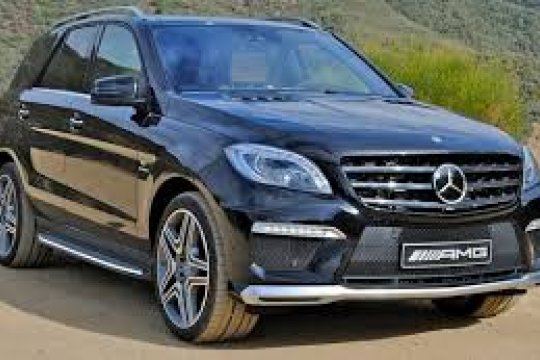 MERCEDES-BENZ ML63 AMG NR 3. Top 12 Fastest SUVs in the World.