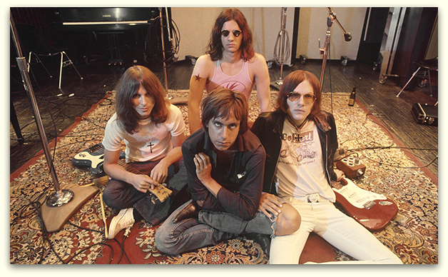 THE STOOGES. The essays on these singers, producers and musicians.