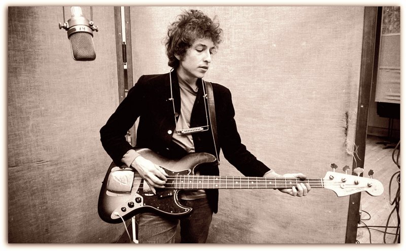 BOB DYLAN. The essays on these singers, producers and musicians.