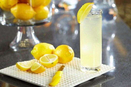 Bitter Lemon. Warenkunde und Zutaten (A-Z)