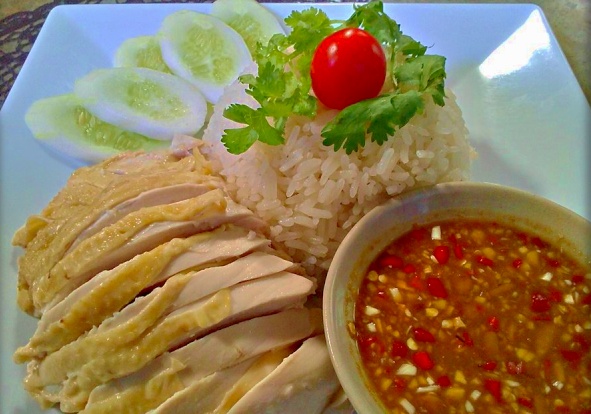 Huhn mit Ingwer (Khao Man Gai). Beste thailändische  Rezepte