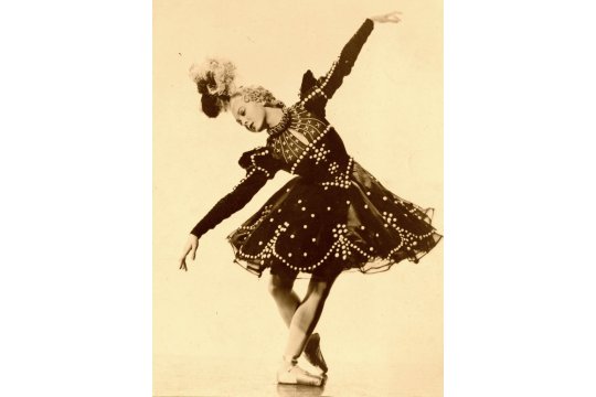Irina Baronova (1919-2008)在俄罗斯芭蕾舞伟大的名字 |MolliMail.com